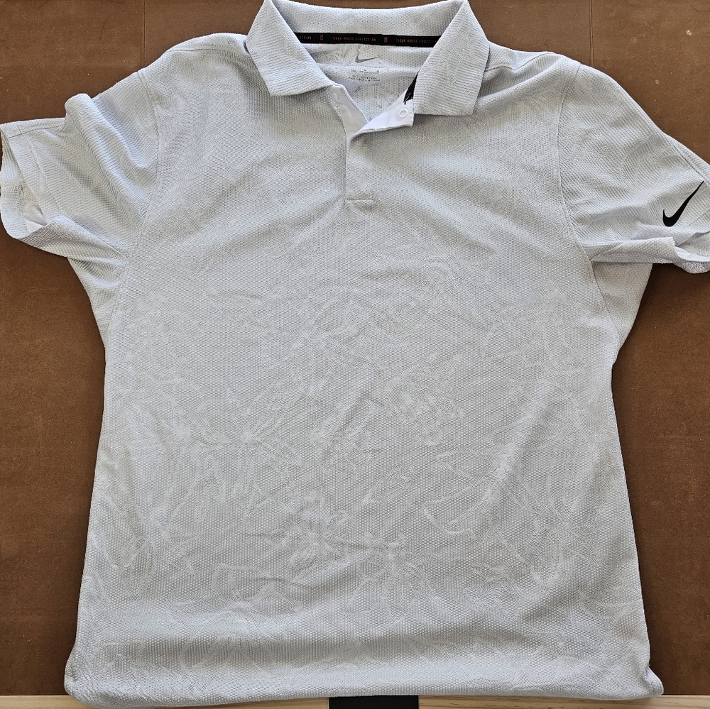 Nike Tiger Woods collection dri-fit adv whitw floral golf shirt size Med